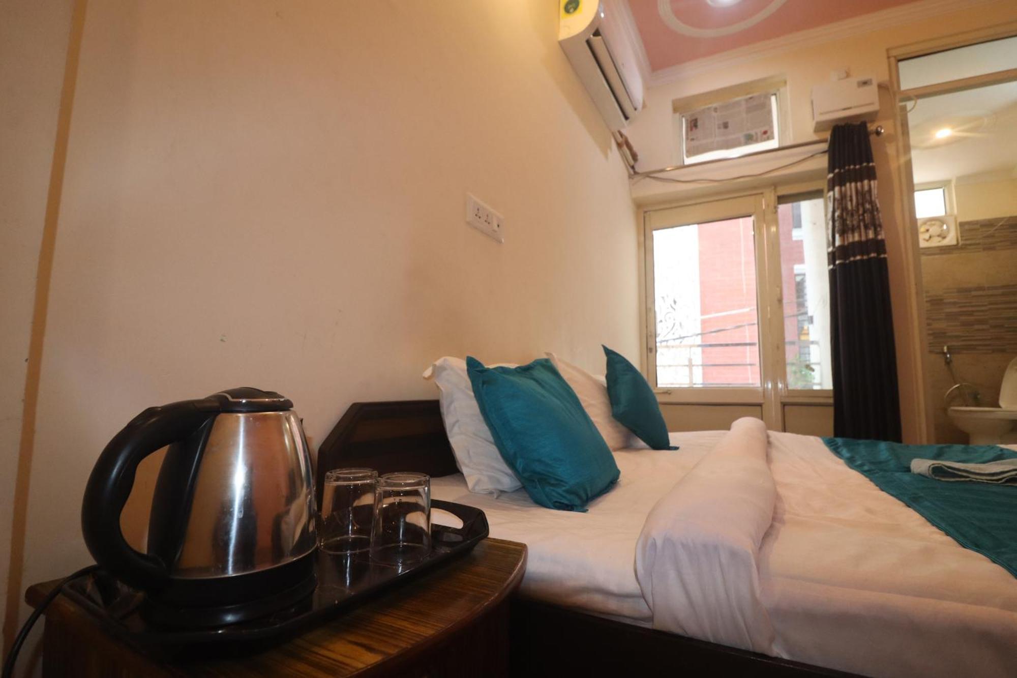 Triple One Hotel Tapovan Rishikesh,Near Laxman Jhula Exterior photo